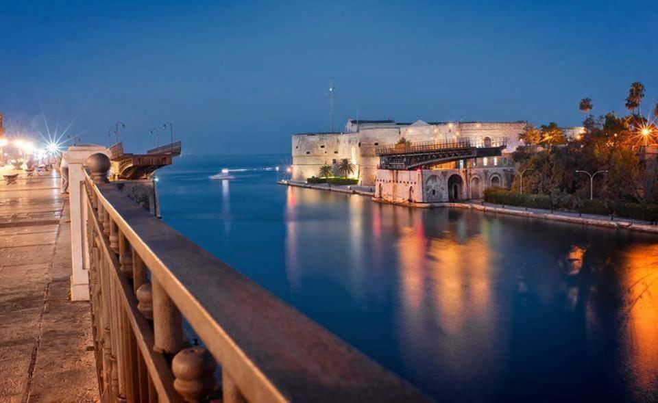 B&B Agora Taranto Exterior photo